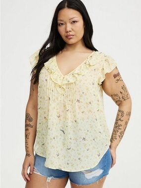 Torrid Chiffon Yellow Bugging Floral Yellow Blouse Top Womens 2 Spring SummerNWT